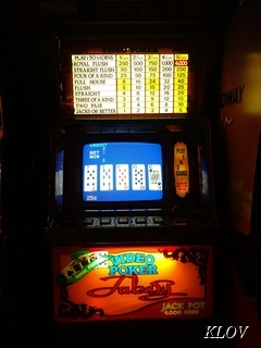 Casino Poker - Slot Machine by Takasago Distributing Co.