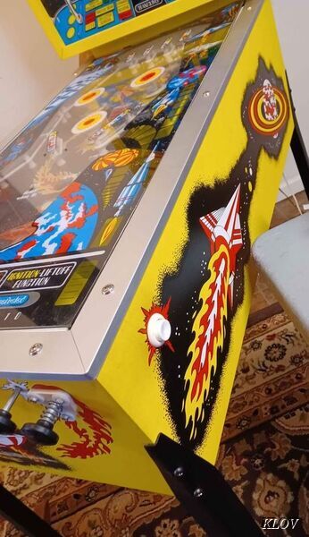 skyhawk pinball machine